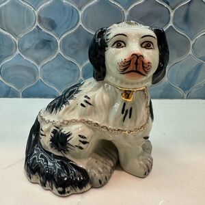 Staffordshire dog vintage